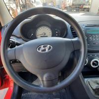 HYUNDAI I10 2009 - VOLANTE