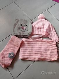 set cappellini e Scarpe 12-18 mesi