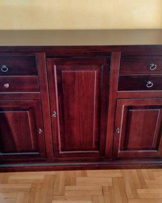 Credenza in legno massiccio
