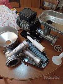 tritacarne e passapomodori 