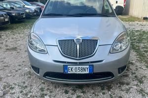Lancia Ypsilon 1.3 NEOPATENTATI