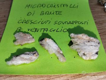 Minerali Brosso 4 PZ . peso 6 gr 