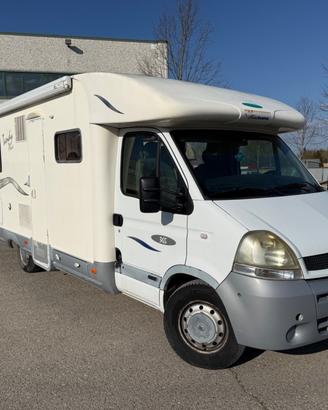 Semintegrale mc louis anno2007 2.5 td aria cabina