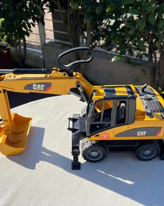 BRUDER - Escavatore CAT
