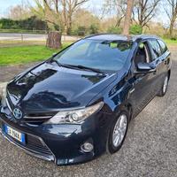 Toyota Auris Ibrida