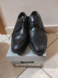 Specchio/ scarpe uomo/ numero 43/ scarpe uomo nero