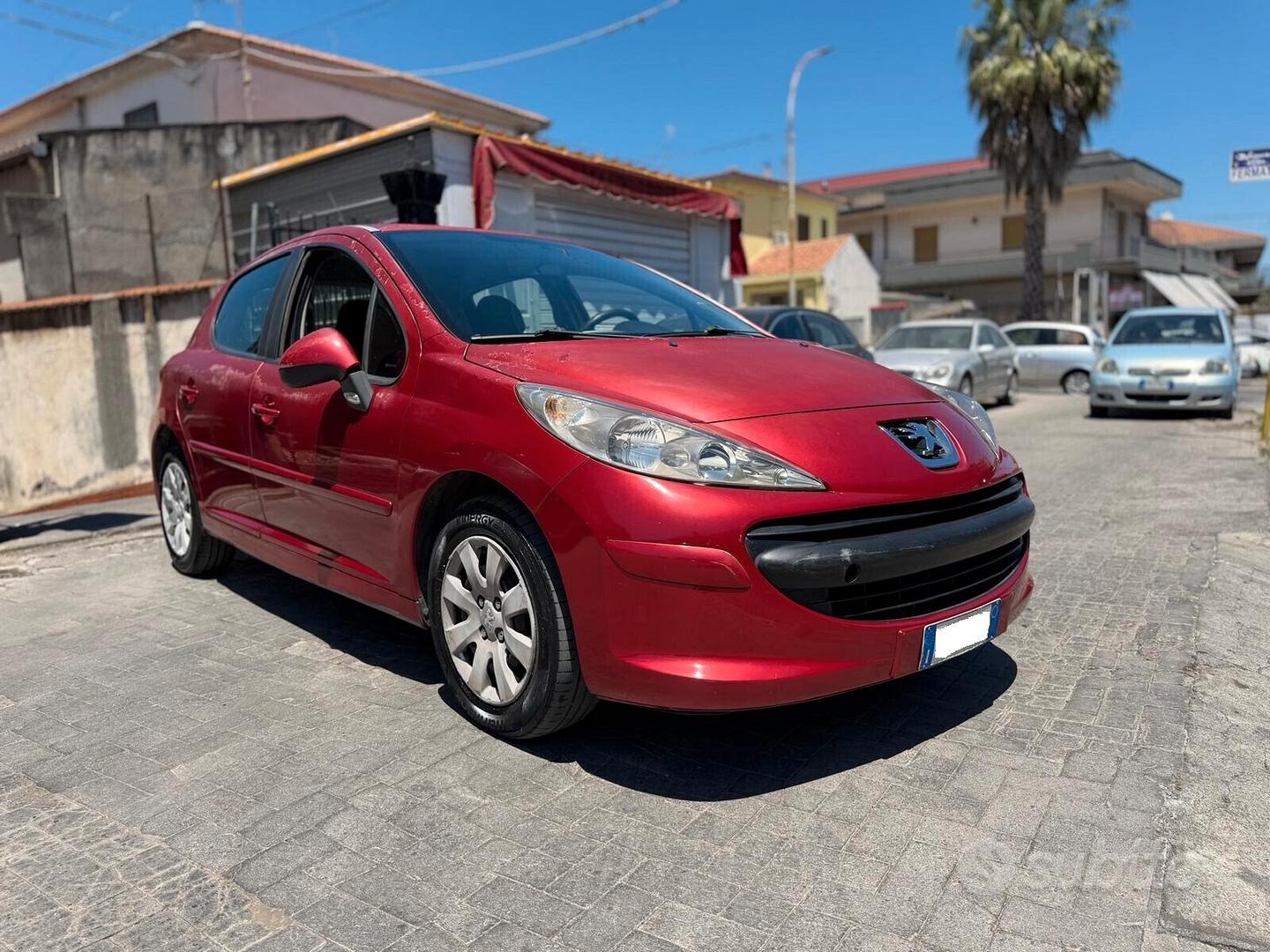 Peugeot 207 2008 photo 3