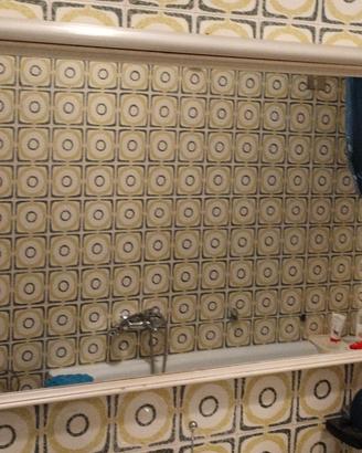 Specchiera da bagno vintage in legno laccato