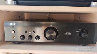 amplificatore nero DENON PMA-520AE