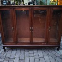 vetrina da esposizione antica