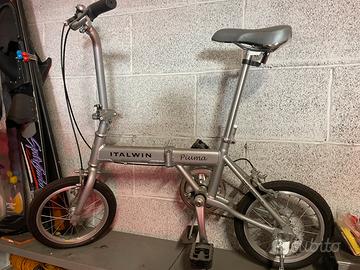 Bicicletta ripiegabile