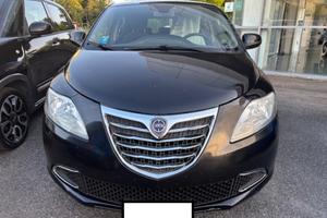 LANCIA Ypsilon 1.2 69 CV 5 porte Gold