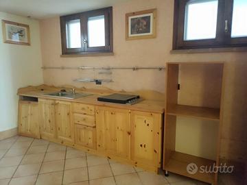 Cucina stile tirolese bassa