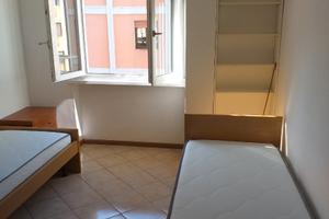 Stanza con uso cucina e bagno via Donsordo