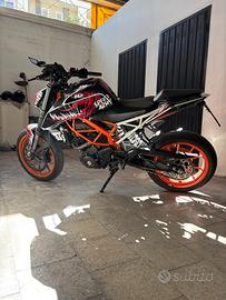 ktm duke 390