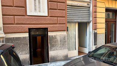 Locale commerciale con annesso magazzino