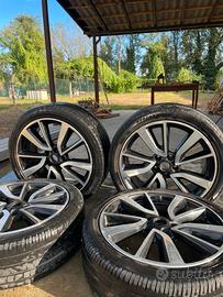 Cerchi in lega da 19’’ + gomme Pirelli, Qashqai