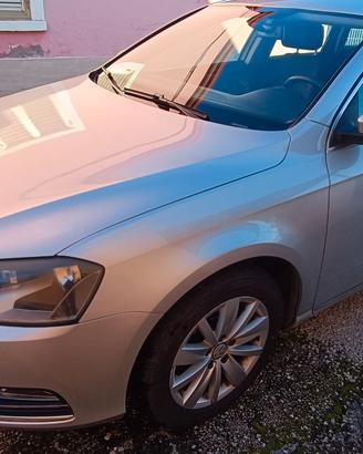 VOLKSWAGEN PASSAT VARIANT 1600 cc DIESEL TDI -