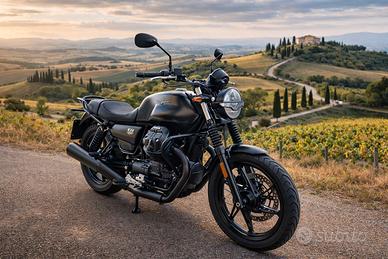 Moto Guzzi V7 Stone (4 serie) 850