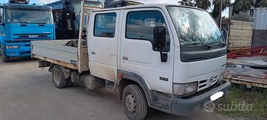 RICAMBI DI NISSAN CABSTAR35.13 ANNO 2005