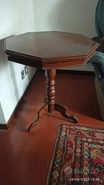 tavolino da tè in legno e radica