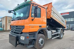 Mercedes Benz 1841 4X4 con LAMA NEVE RIF.5244