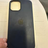 Custodia MagSafe in silicone per iPhone 12 Pro Max