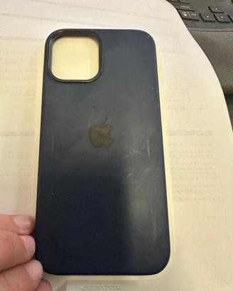 Custodia MagSafe in silicone per iPhone 12 Pro Max