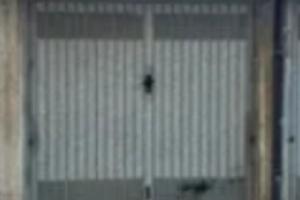 Box auto in via Donatello limbiate