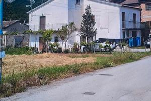 Villetta a schiera con circa 3500 mq