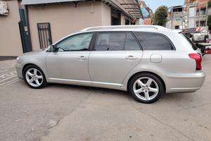 Toyota Avensis 2.2 D-4D 16V Station Wagon