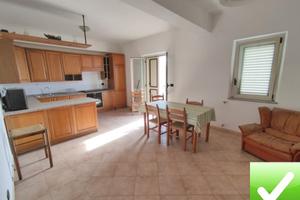 Appartamento Panoramico Con Giardino e Terrazzo