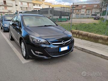 OPEL Astra 1.4 T 140CV SportsTourer GPL Tech Cosmo