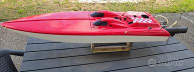 motoscafo radiocomandato