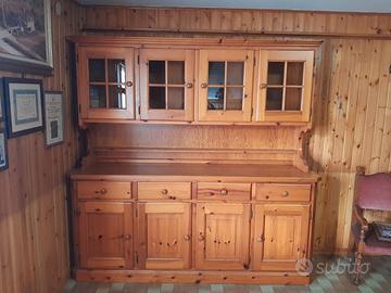 Tavernetta mobile e tavolo in abete