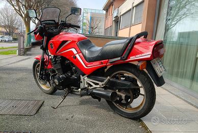 SUZUKI GSX 550 E