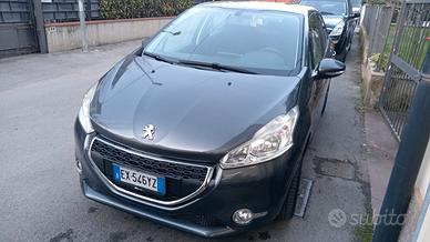 Peugeot 208 1.4 HDi 68 CV 5 porte Allure uidabile 