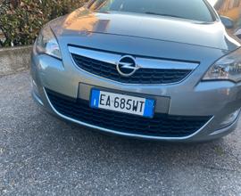 Opel Astra j 1.7cdti