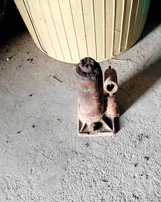 Cric per sollevamento automobile 