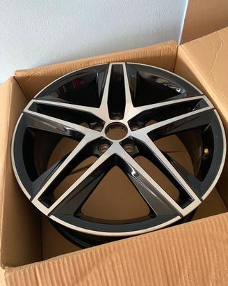 Cerchio in lega 18 pollici - Seat Ibiza FR