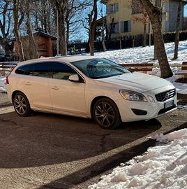 Volvo v60 d3 momentum