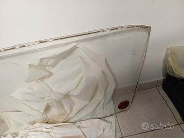 Ford Escort mk2 parabrezza originale 