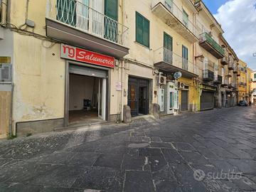 Immobile di 25 m² con 1 locale a Nola