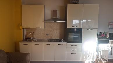 cucina usata forno nuovo
