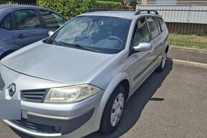 Renault magane station wagon 