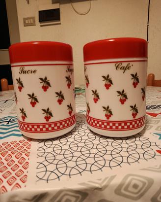 Coppia barattoli in arcopal vintage Cerve' 