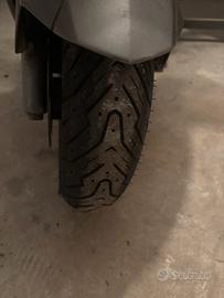 Scooter Kymko Dink 125