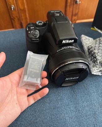 Nikon Coolpix P1100