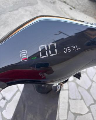 scuter elettrico