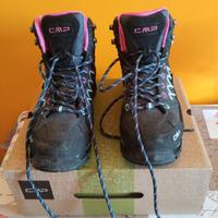 Scarponi CMP da trekking n.37